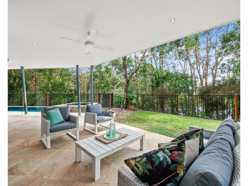1 Hetherington Drive, Twin Waters QLD 4564