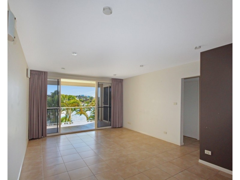 4/24 Woomba PLace, Mooloolaba QLD 4557