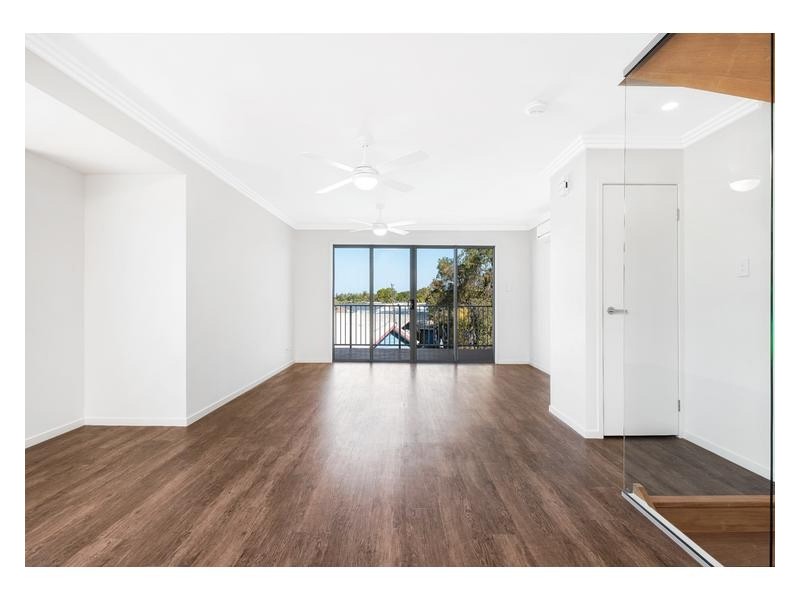 325-329 Bradman Avenue, Maroochydore QLD 4558