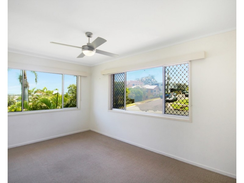 2/5 Douglas Street, Mooloolaba QLD 4557