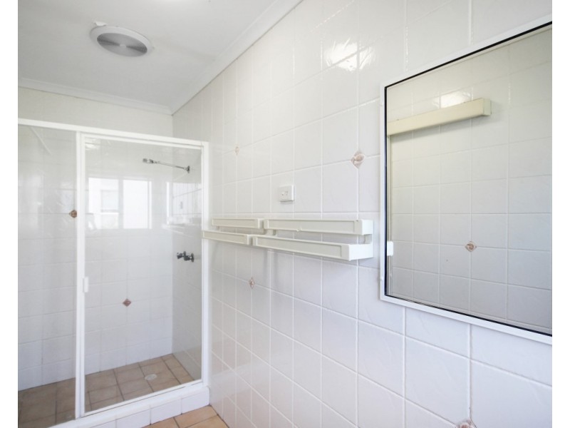 2/5 Douglas Street, Mooloolaba QLD 4557