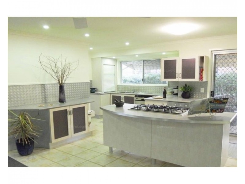 16 Amarina Avenue, Mooloolaba QLD 4557