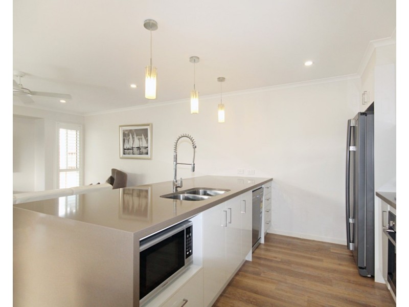 36 Petrel Crescent, Mountain Creek QLD 4557