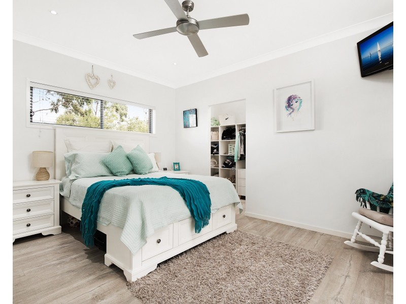9 Tarwhine Place, Mountain Creek QLD 4557