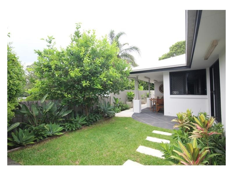 2/315 Main Road, Kuluin QLD 4558