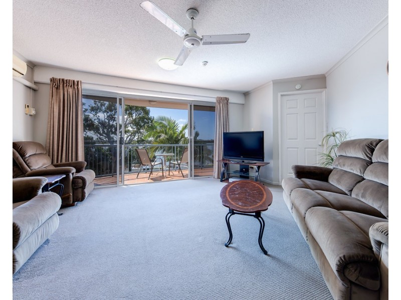 11/2-4  Picnic Point Esplanade, Maroochydore QLD 4558