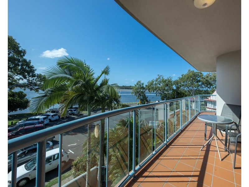11/2-4  Picnic Point Esplanade, Maroochydore QLD 4558