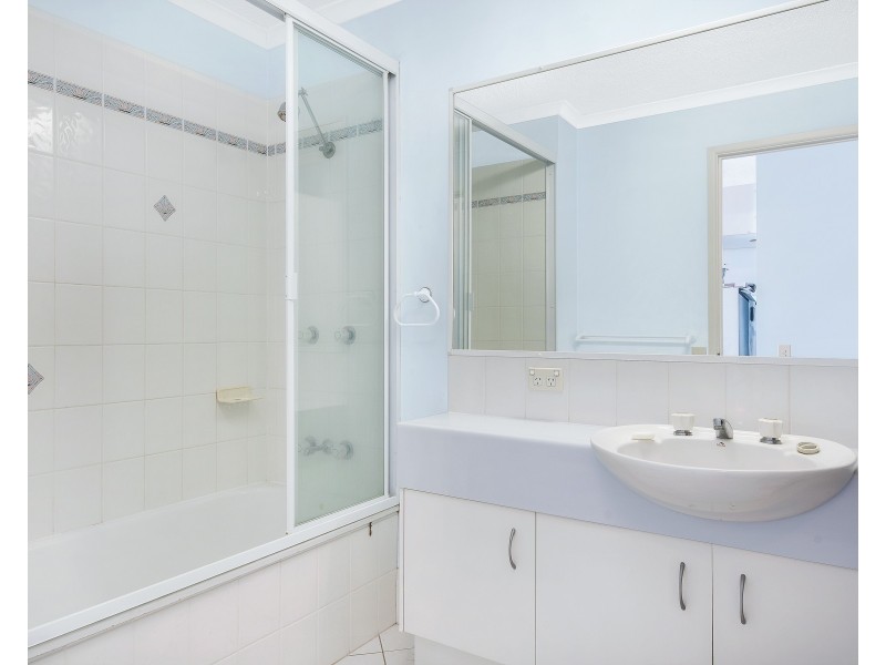 12/140 Duporth Avenue, Maroochydore QLD 4558