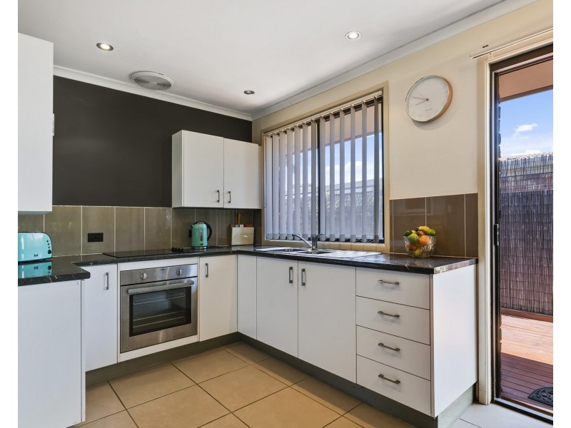 33 Nicklin Way, Buddina QLD 4575