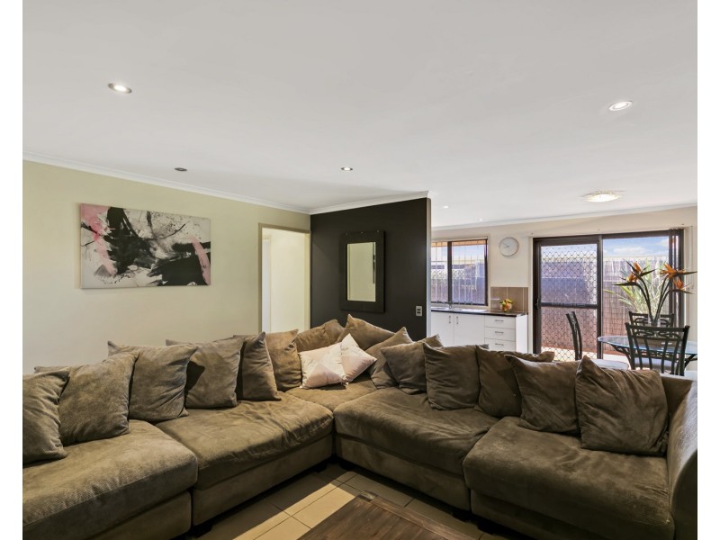 33 Nicklin Way, Buddina QLD 4575