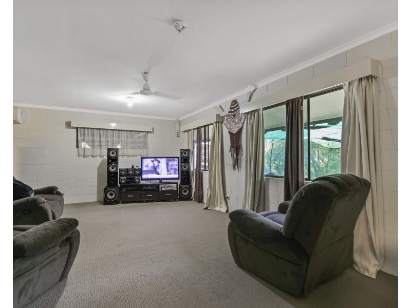 31 Gympie Street North, Landsborough QLD 4550