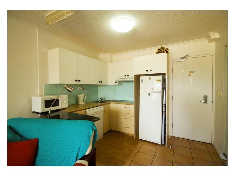 242/180 Alexandra Parade, Alexandra Headland QLD 4572