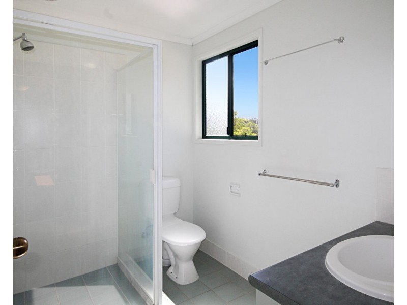 12 Sapphire Drive, Nambour QLD 4560