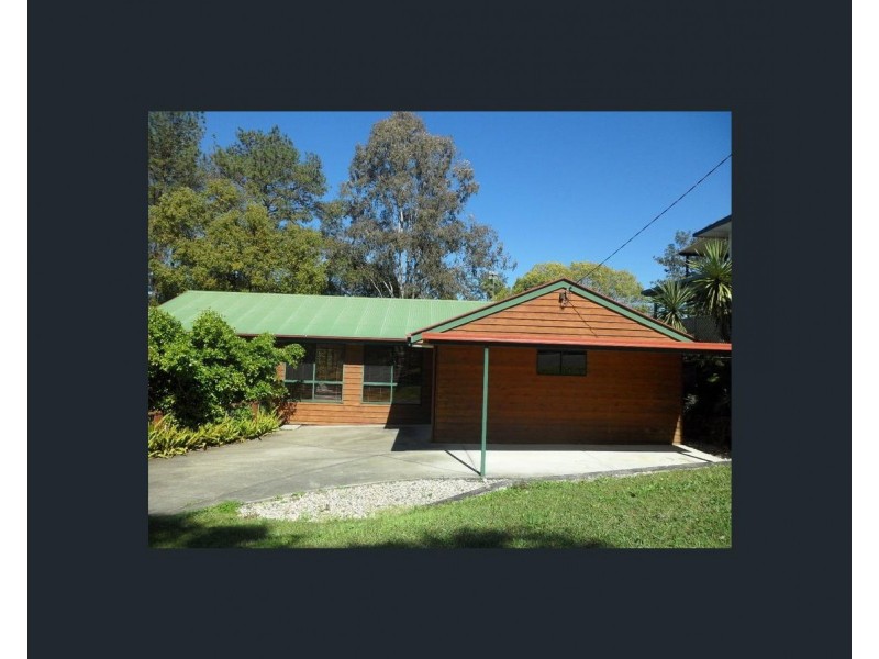 12 Sapphire Drive, Nambour QLD 4560
