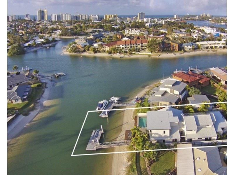 36 Coorumbong Close, Mooloolaba QLD 4557