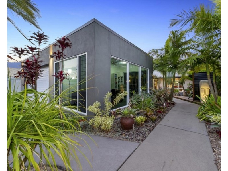 36 Coorumbong Close, Mooloolaba QLD 4557