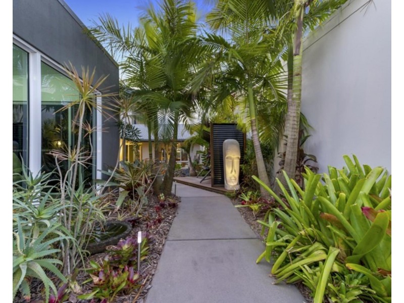 36 Coorumbong Close, Mooloolaba QLD 4557