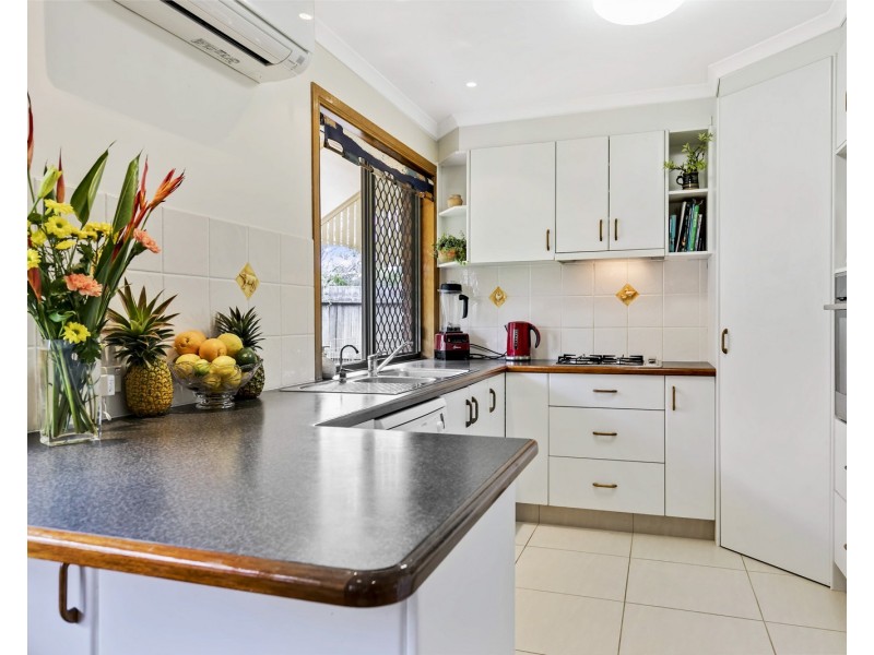 407 Oceanic Drive, Wurtulla QLD 4575