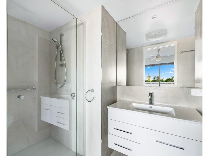 603/4 Maud Street, Maroochydore QLD 4558