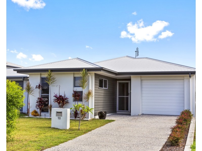 18 Hideaway Street, Birtinya QLD 4575