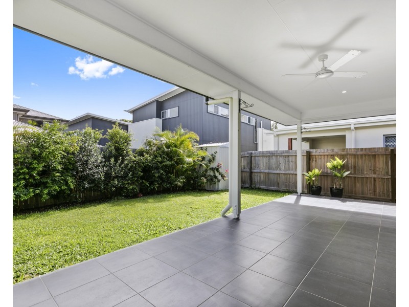 18 Hideaway Street, Birtinya QLD 4575