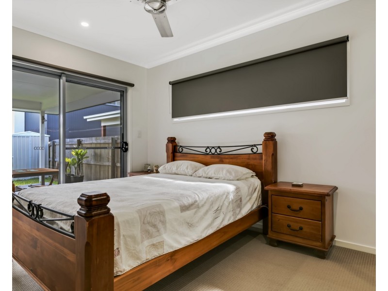 18 Hideaway Street, Birtinya QLD 4575