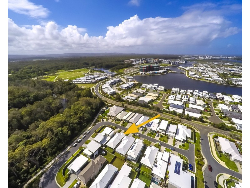 18 Hideaway Street, Birtinya QLD 4575