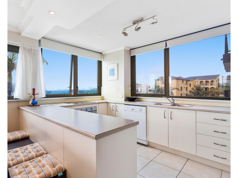 4/4 Aerodrome Road, Maroochydore QLD 4558