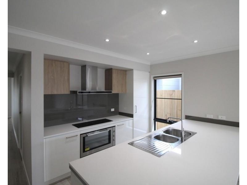 50 Amber Drive, Caloundra West QLD 4551