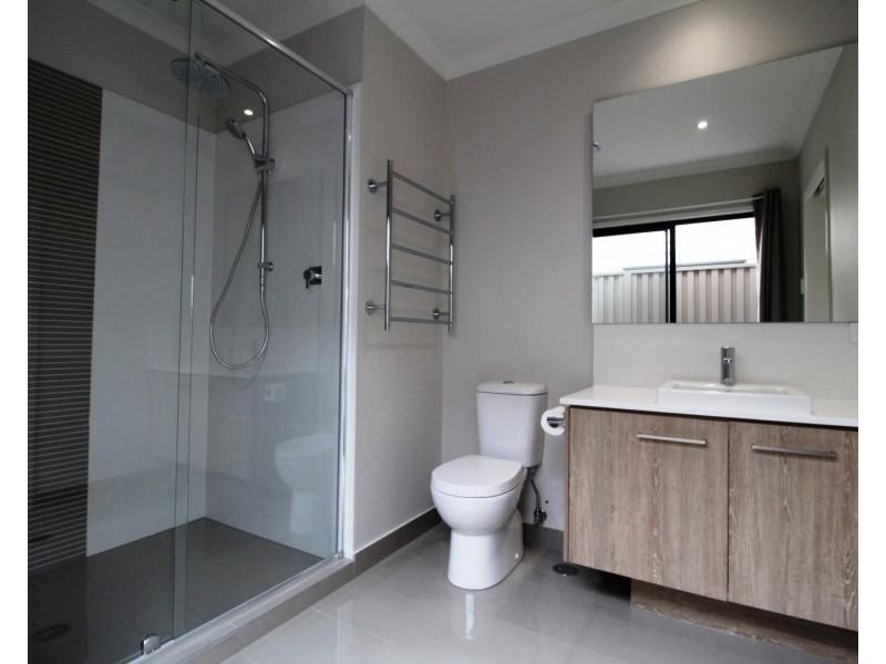 50 Amber Drive, Caloundra West QLD 4551