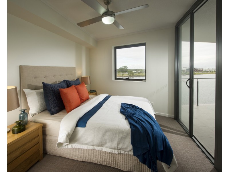 328/21 Innovation Parkway, Birtinya QLD 4575