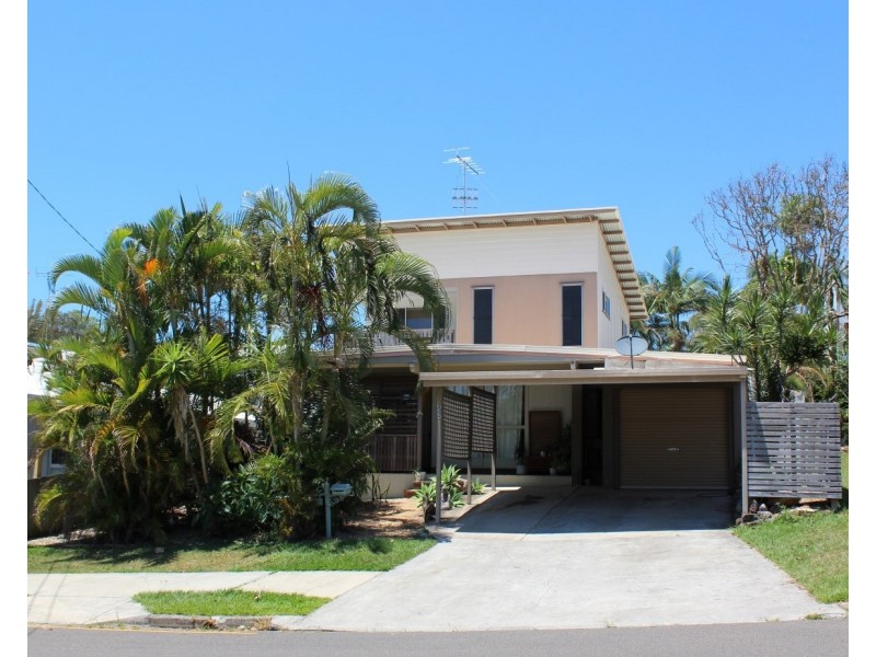 25 Victor Street, Alexandra Headland QLD 4572