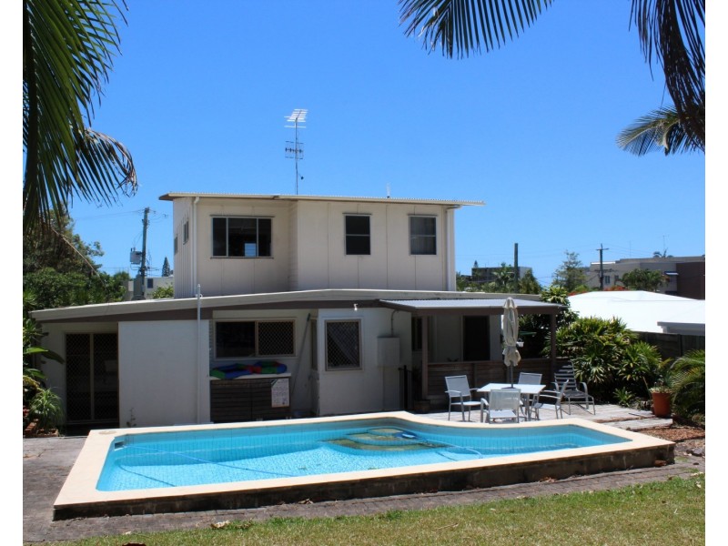 25 Victor Street, Alexandra Headland QLD 4572