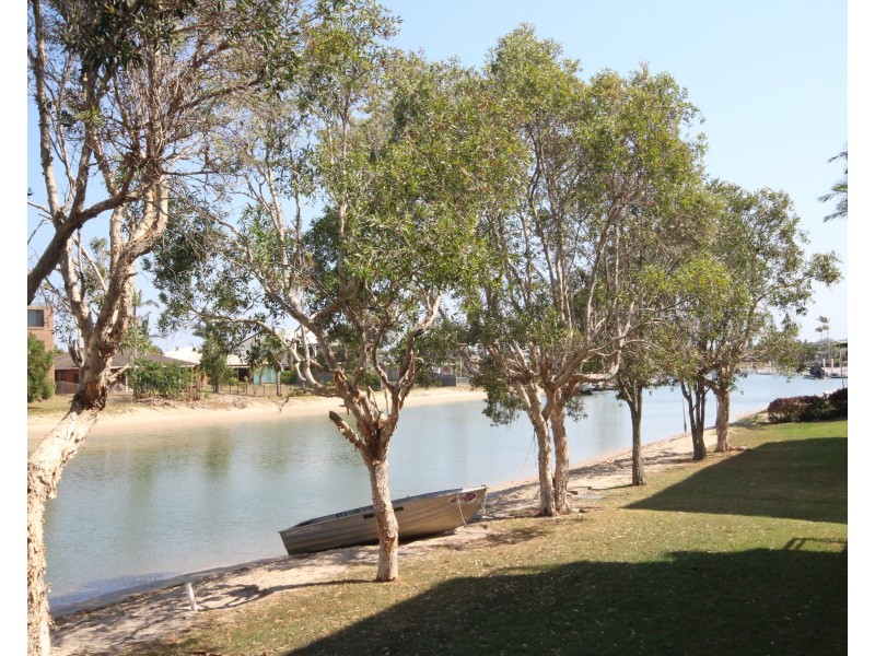 9-11 Barooga Crescent, Mooloolaba QLD 4557