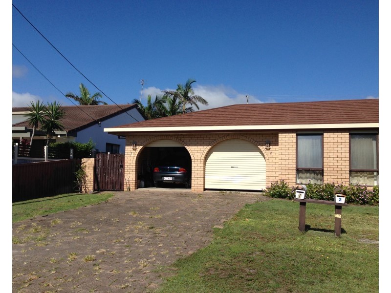 1/42 Lapoinya Cres, Warana QLD 4575