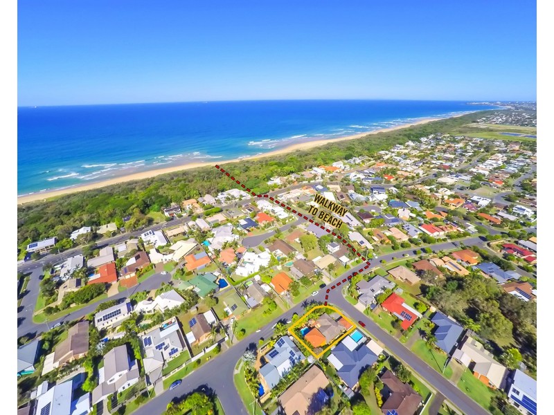 1  Peacock Crescent, Bokarina QLD 4575