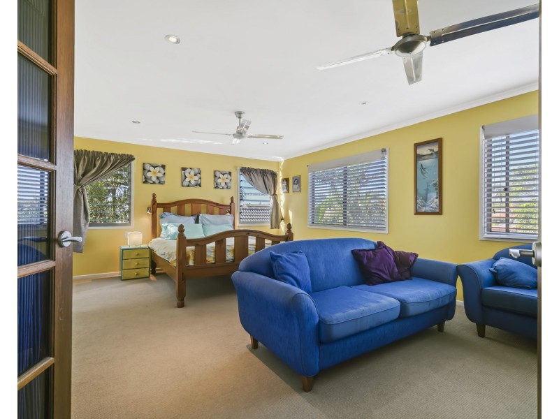 1  Peacock Crescent, Bokarina QLD 4575