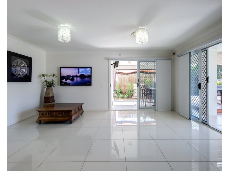 2  Myrtus Street, Mountain Creek QLD 4557