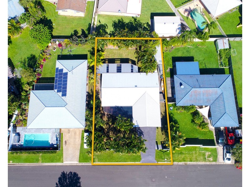 23 Balyarta Crescent, Mooloolaba QLD 4557