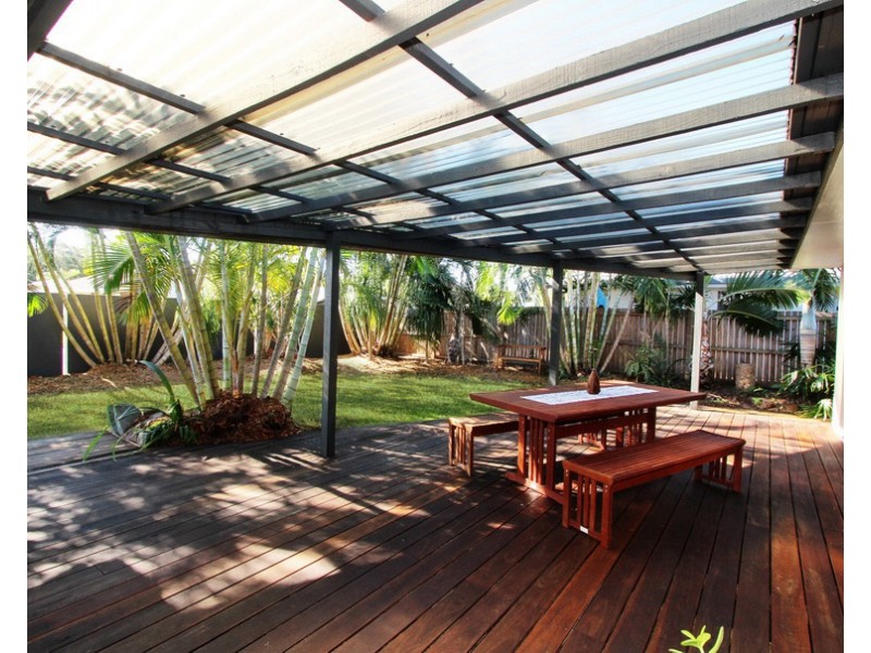 23 Balyarta Crescent, Mooloolaba QLD 4557