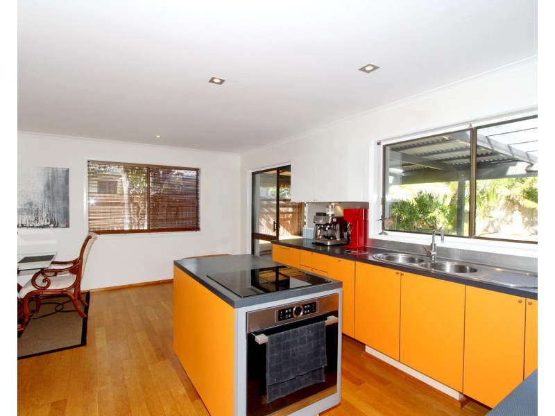 23 Balyarta Crescent, Mooloolaba QLD 4557