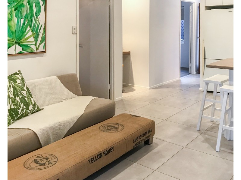 2/136 Broadwater Avenue, Maroochydore QLD 4558