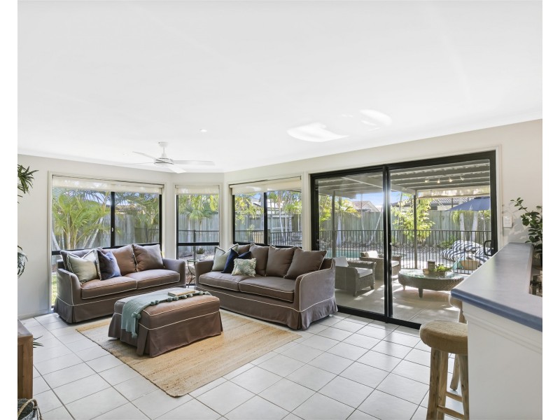 8 Ironwood Court, Mountain Creek QLD 4557