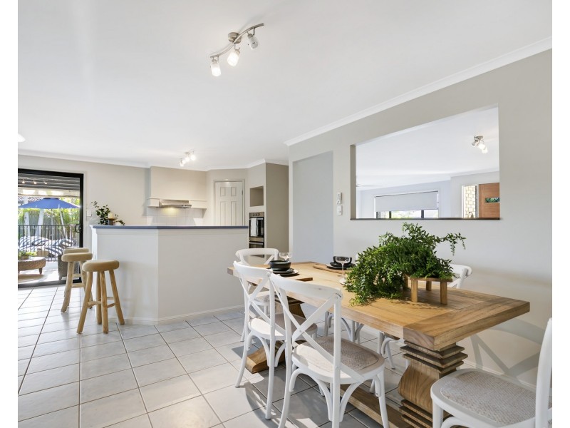 8 Ironwood Court, Mountain Creek QLD 4557