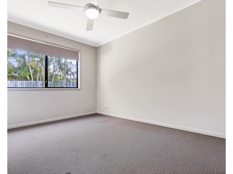 8 Ironwood Court, Mountain Creek QLD 4557