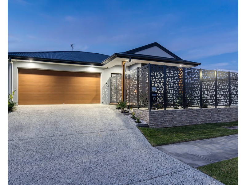 4 Bribie Place, Mountain Creek QLD 4557