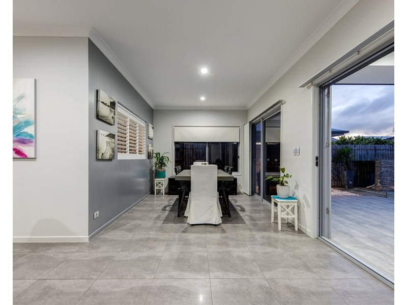 4 Bribie Place, Mountain Creek QLD 4557