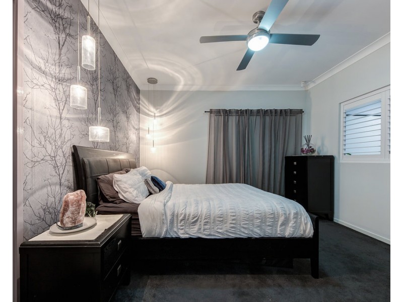 4 Bribie Place, Mountain Creek QLD 4557