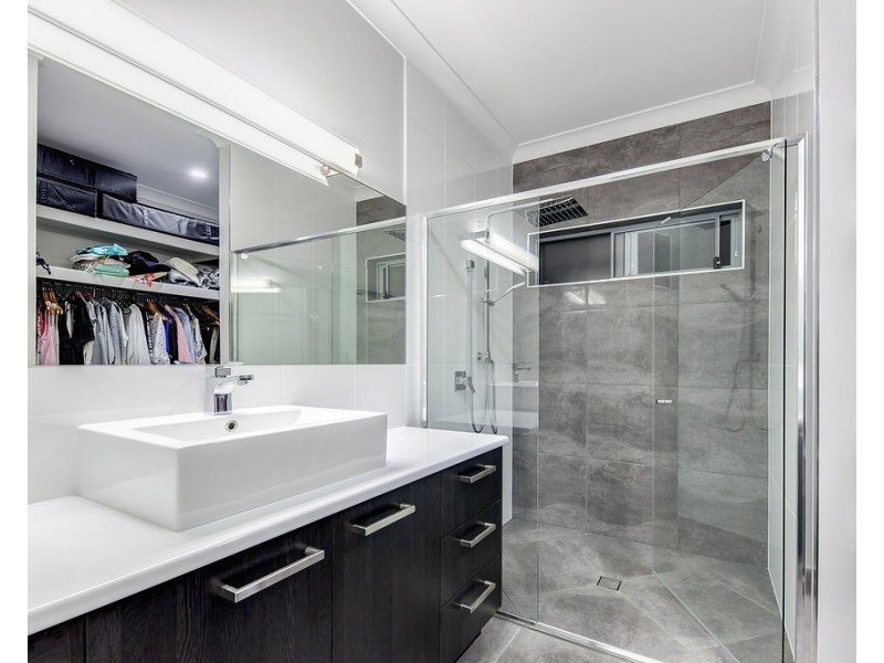 4 Bribie Place, Mountain Creek QLD 4557