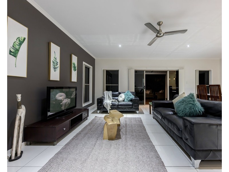 22 Skua Place, Mountain Creek QLD 4557